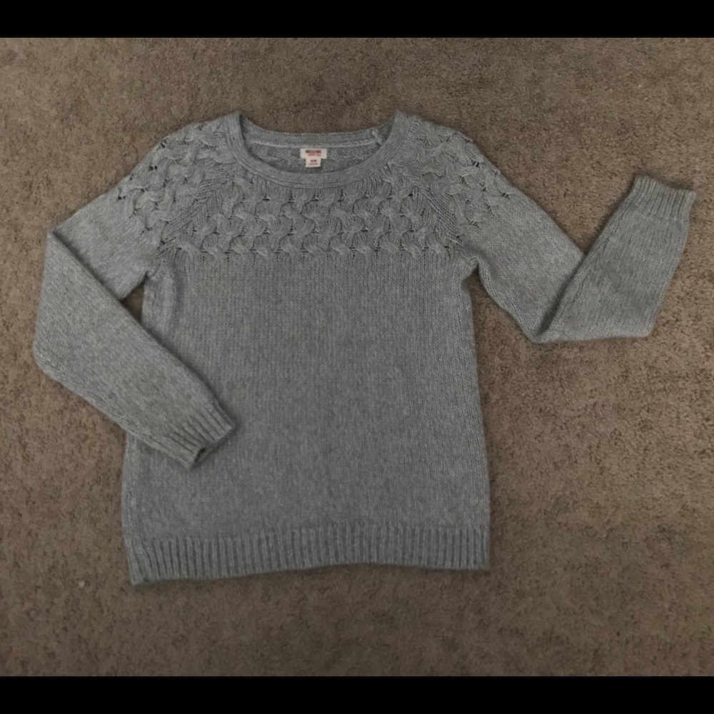 Sweater